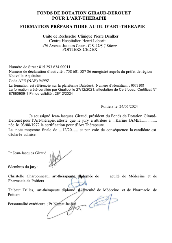 photo diplome Krysalide/ Karine Jamet 