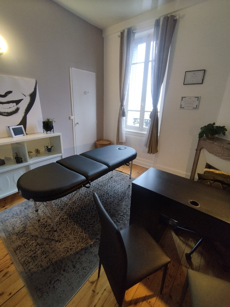 photo cabinet Estelle GIRARD | PUY DE VIE