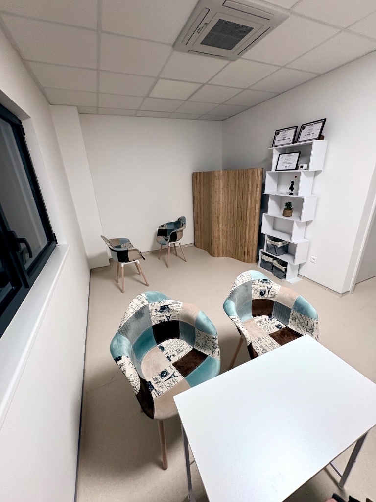 photo cabinet Voix de la Conscience