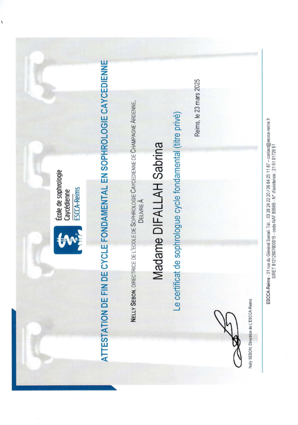 photo diplome Sabrina DIFALLAH