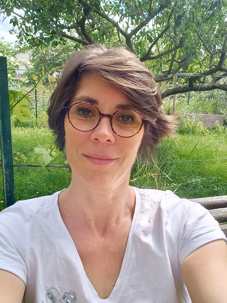 photo portrait Lydie WEBER Kinesiologue et Géobiologue