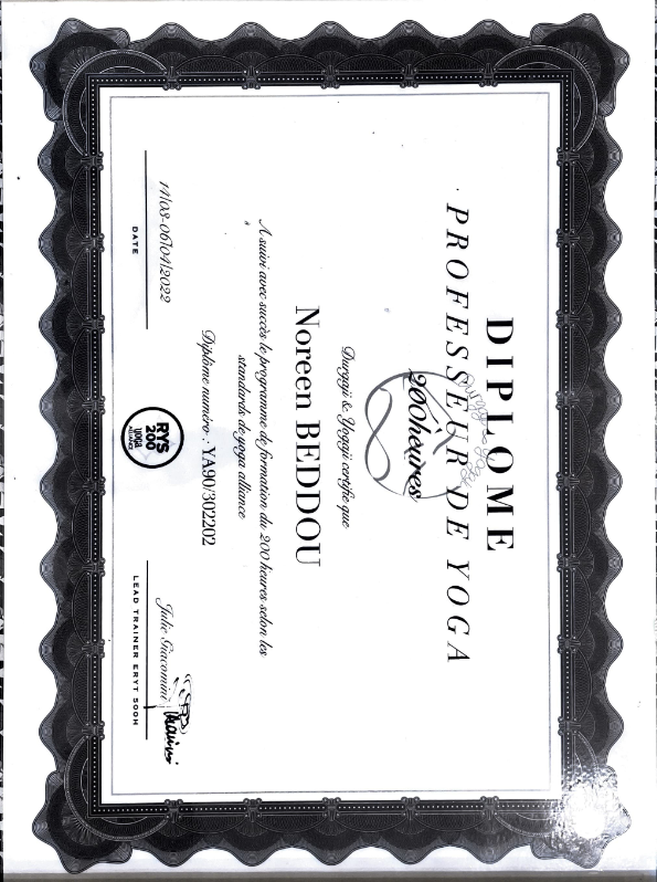 photo diplome Noreen Beddou