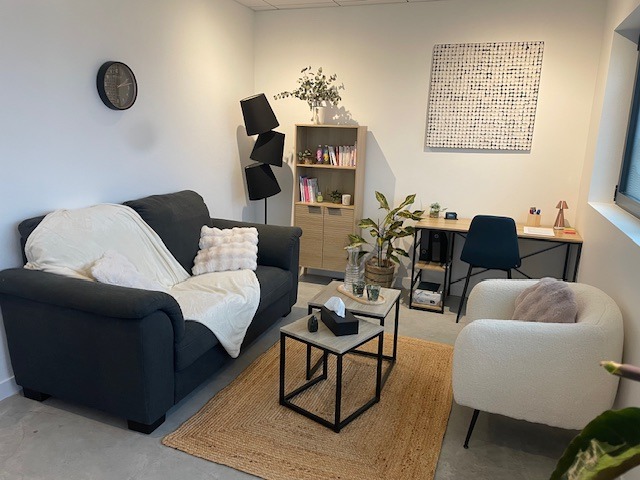 photo cabinet Émilie Martin