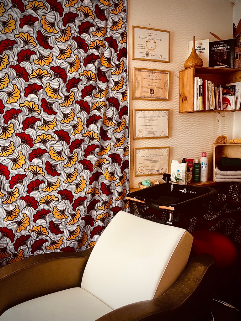 photo cabinet CRÂNEUSE & CÆTERA - Noëlle RIBY