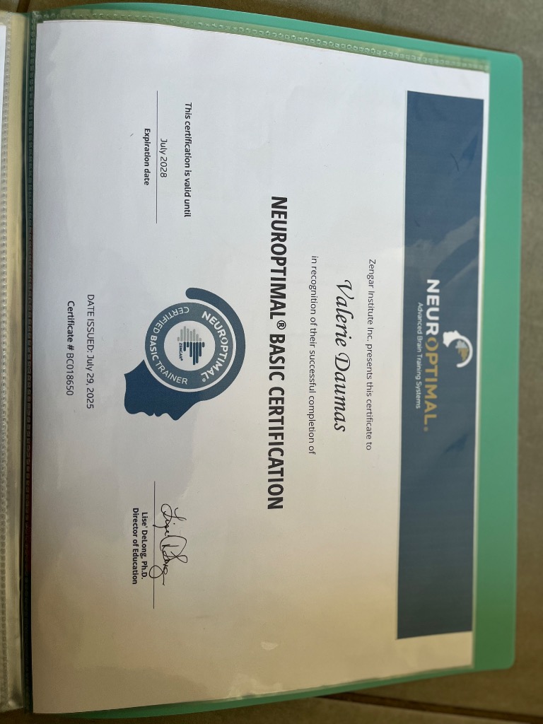 photo diplome Neuro zen & sens Valérie daumas 