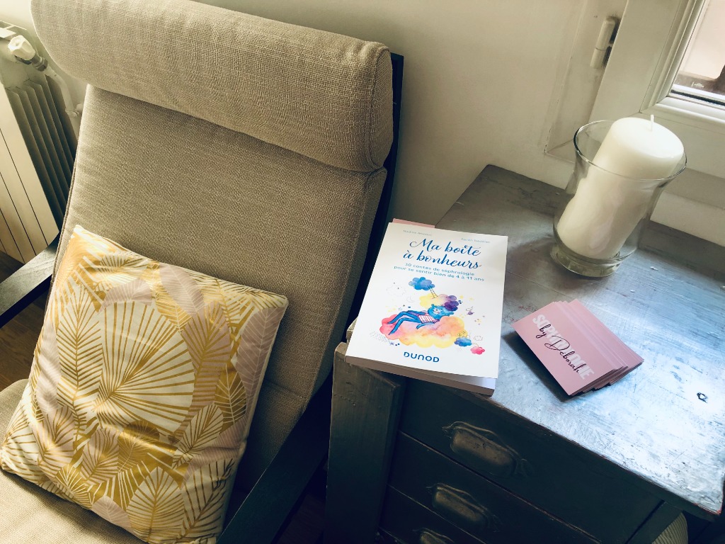 photo cabinet Déborah Sellame