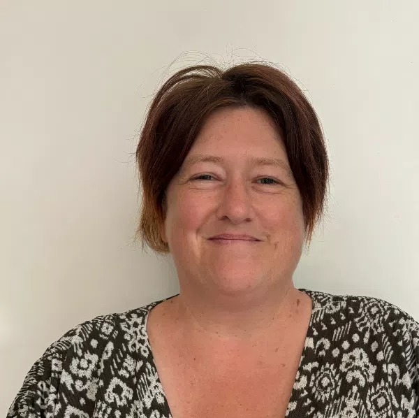 photo portrait Katy les mains de lumière