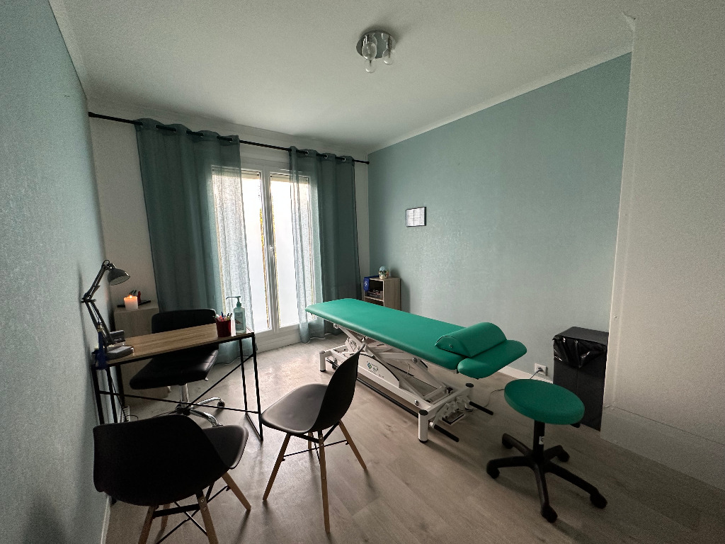 photo cabinet Romane HAGNÉRÉ