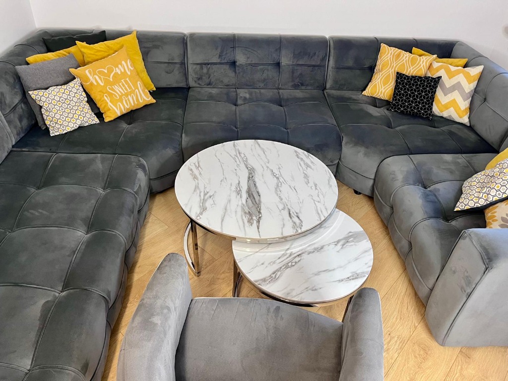 photo cabinet Dina PERMAYÉ