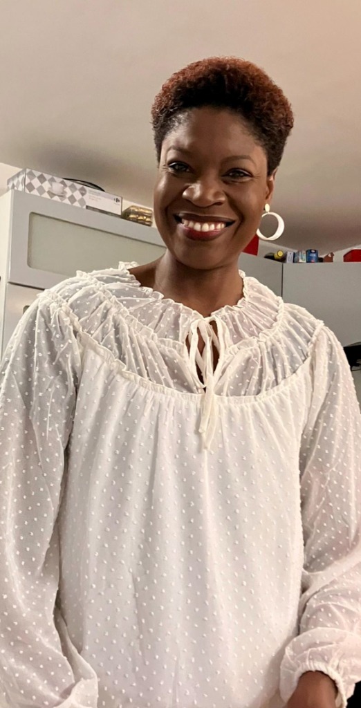 photo portrait Dina PERMAYÉ