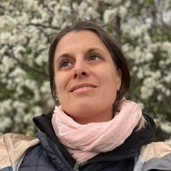 photo portrait Lucie Śāntiḥ