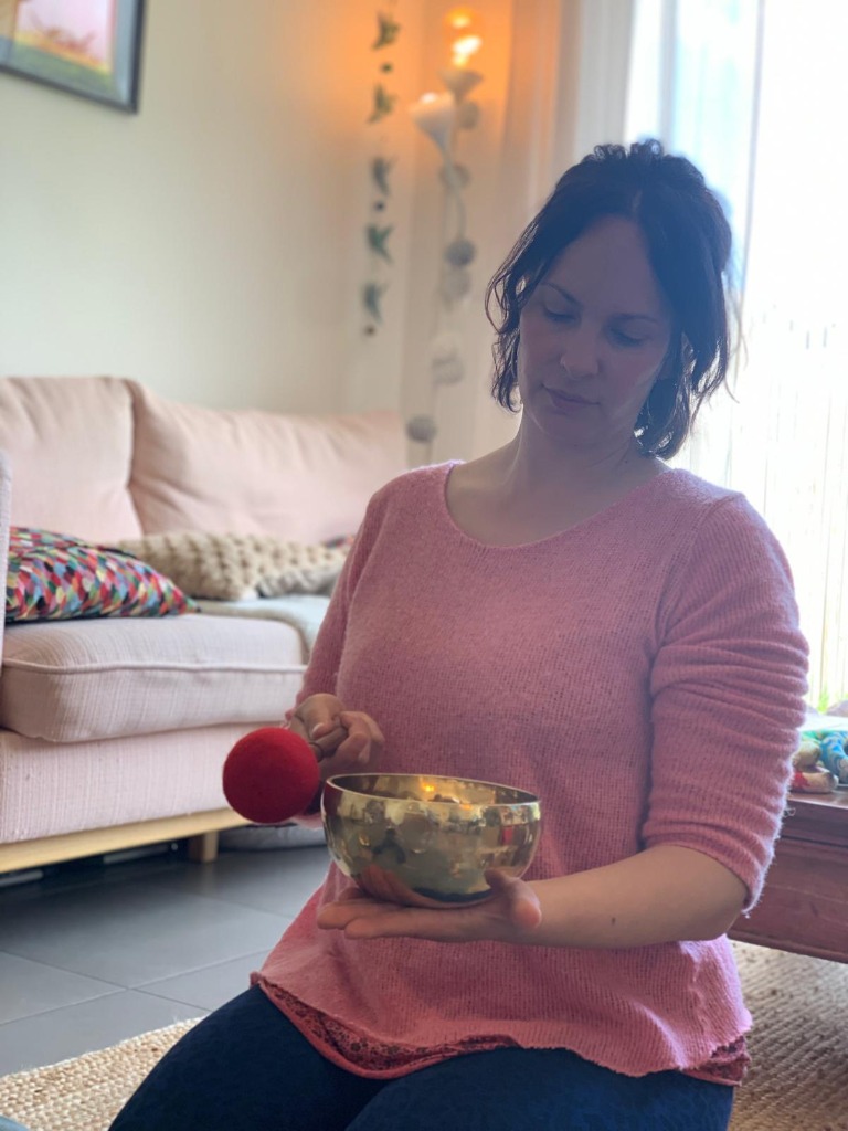 photo portrait Les mains de siyana