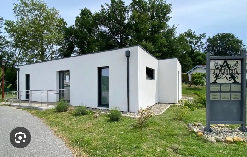 photo cabinet Qi Shén