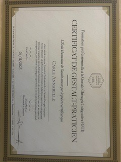 photo diplome ANNABELLE CARLE