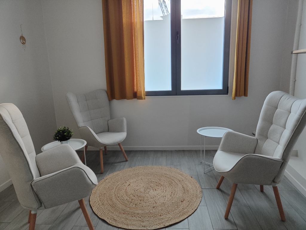 photo cabinet Véronique Martel