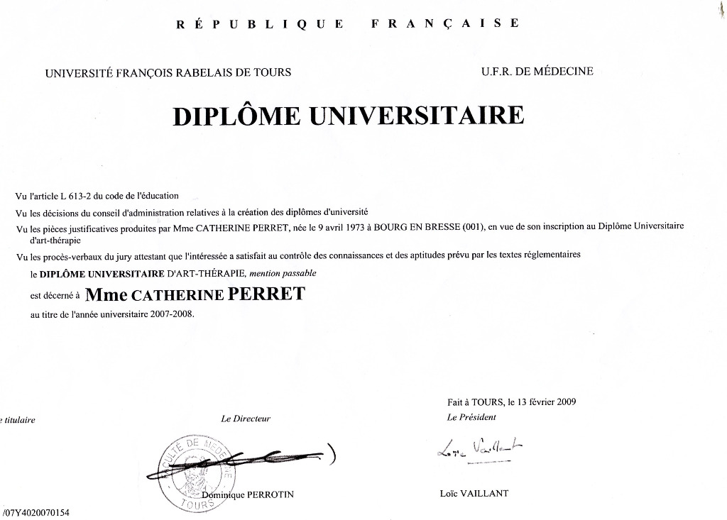 photo diplome Catherine Perret