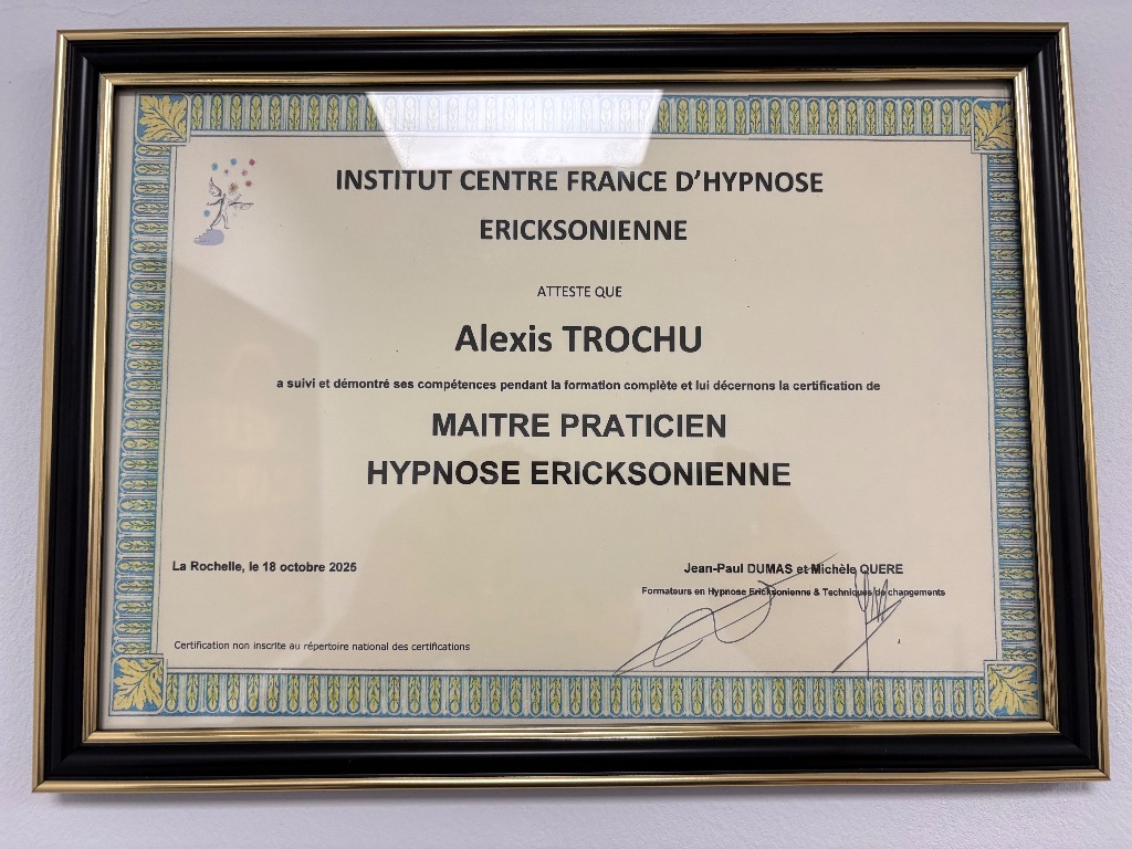 photo diplome Cabinet d’Hypnothérapie LUMIÈRE ÉCLAIRÉE