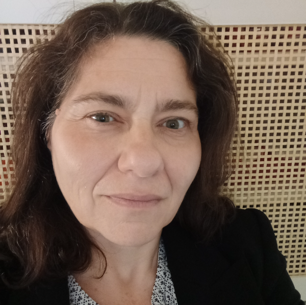 Hélène Geryon Éducatrice Spécialisée