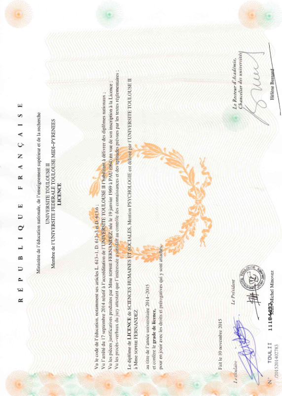 photo diplome Sophie FERNANDEZ