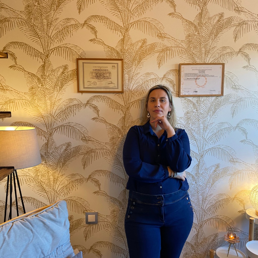 photo portrait Aurélie CROS - Sophrologue