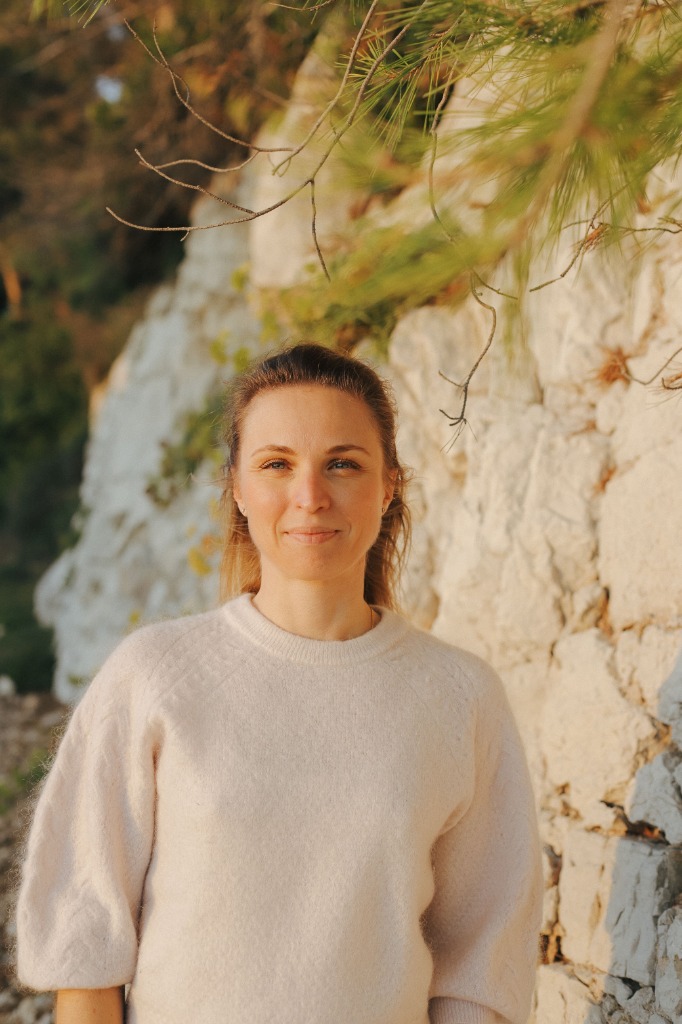 photo portrait Aurelie Peirone - Naturopathe Nice