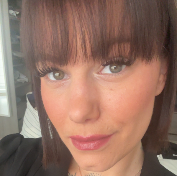 Sabrina Donaté hypnothérapeute et sophrologue 