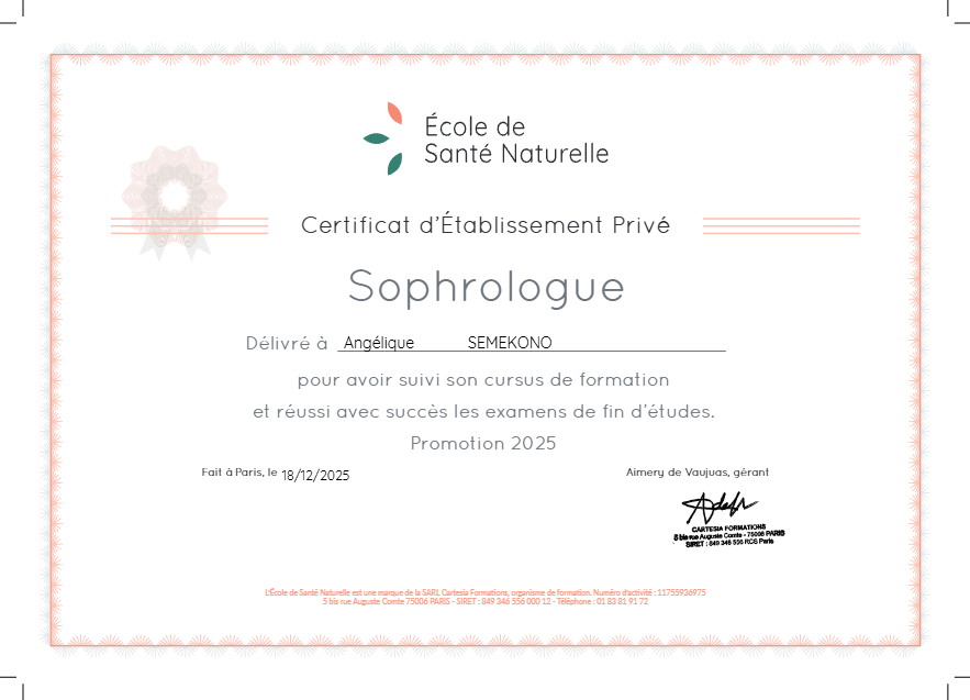 photo diplome Angélique SEMEKONO