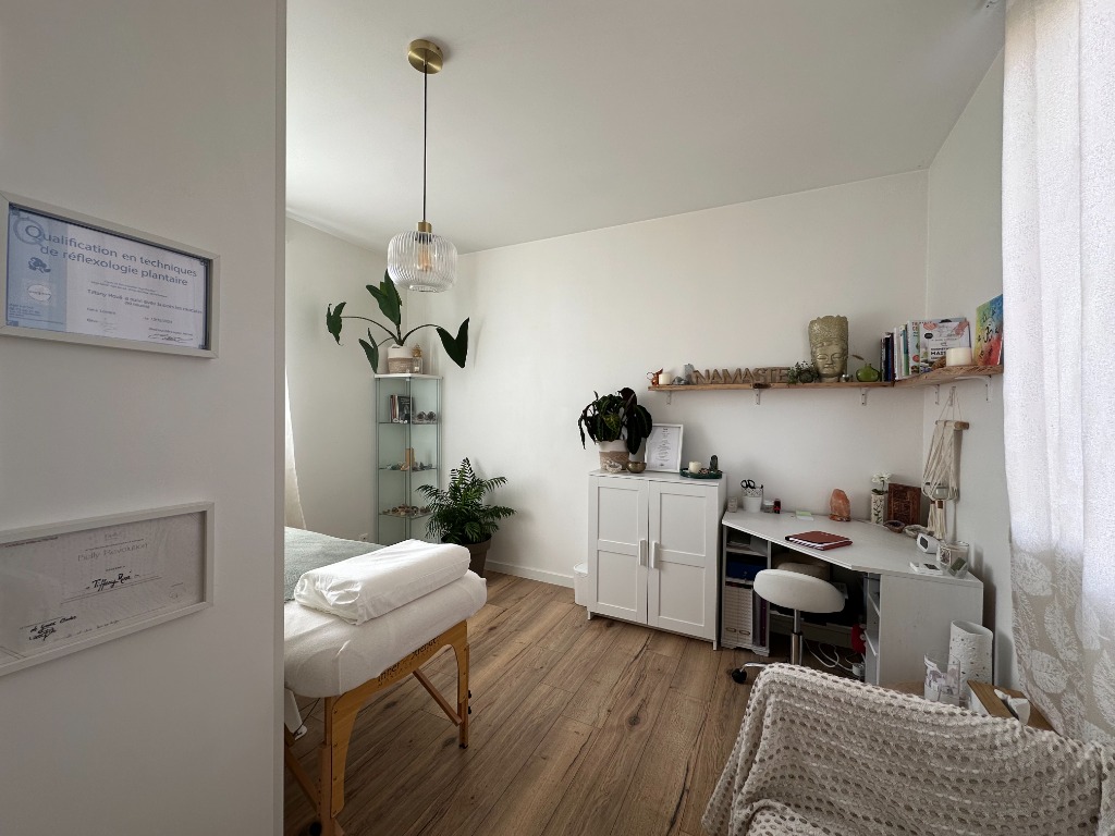 photo cabinet Massage & Terrehappy