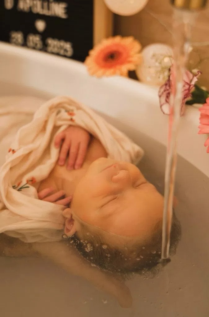 photo portrait Mon Espace Bien Naître         Jenna EHANNO