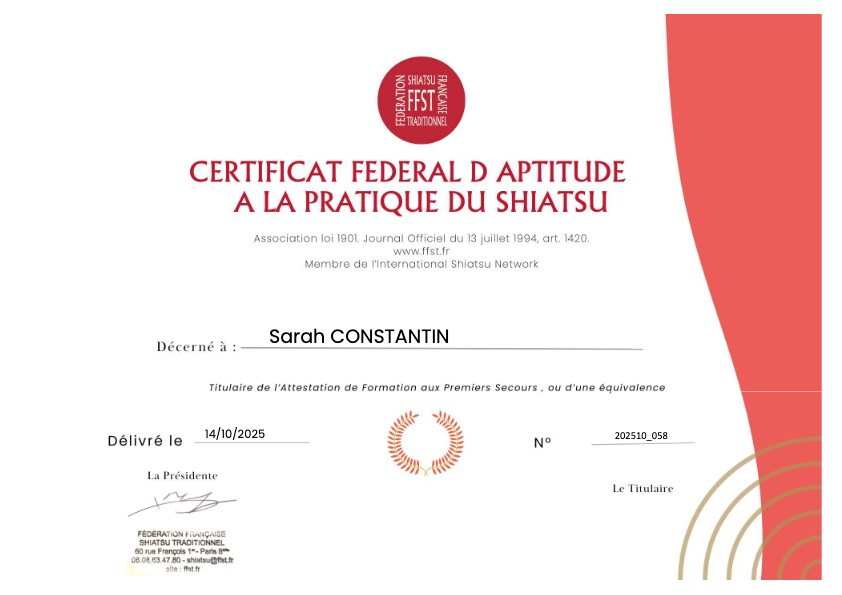 photo diplome Sarah Constantin 