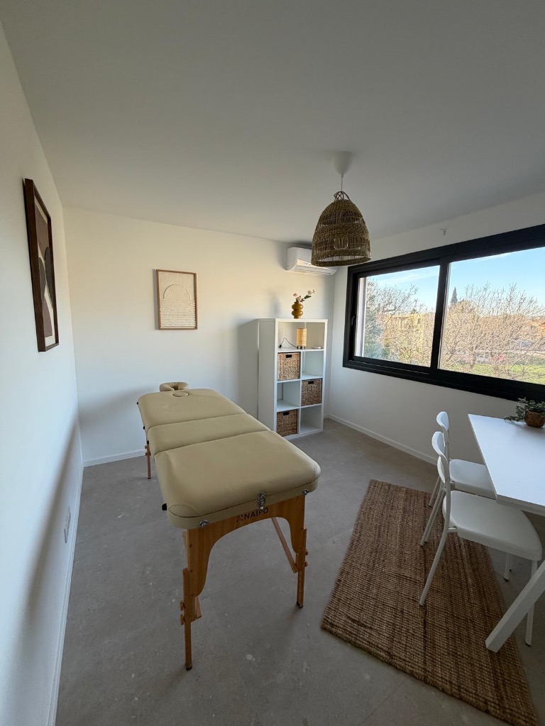 photo cabinet Karine Gallart Philip