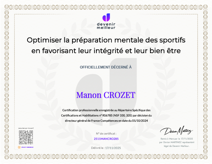 photo diplome Manon Crozet