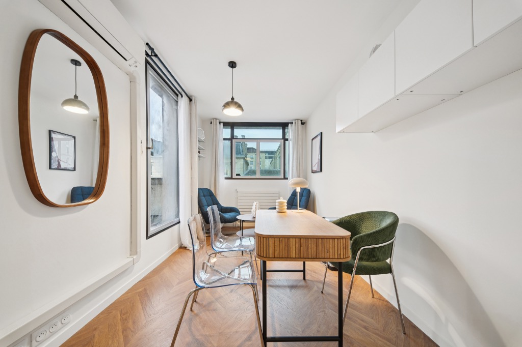 photo cabinet Cindy Desjardins