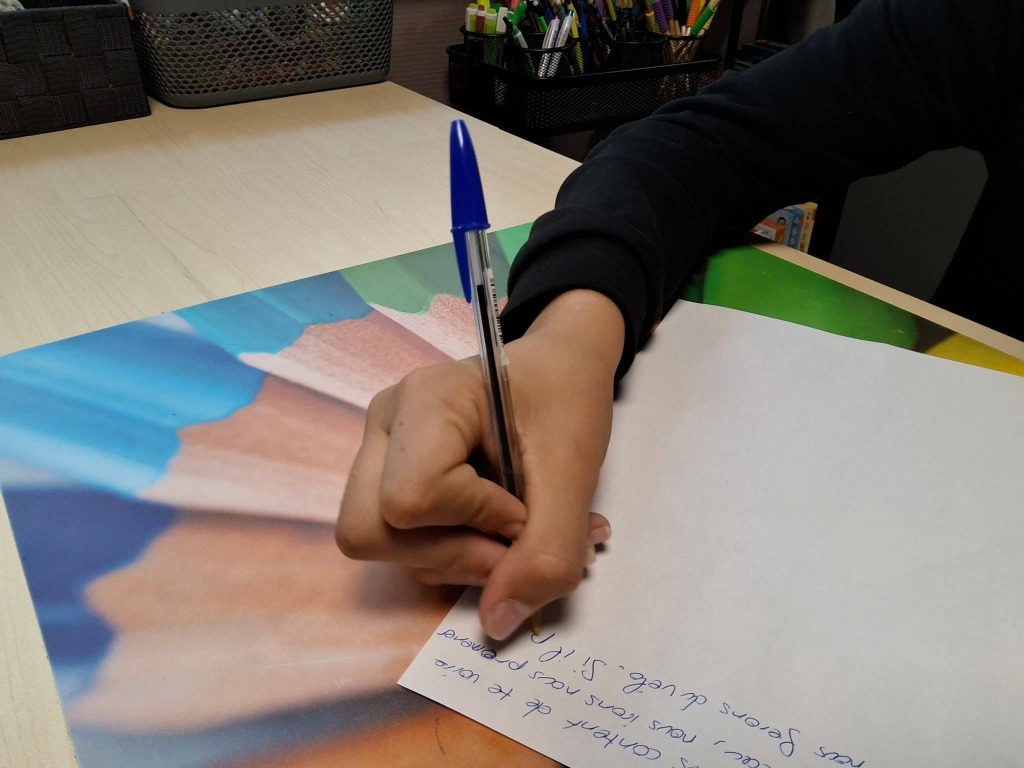 photo activite Cabinet de graphothérapie Jeux de mains...graph’ma