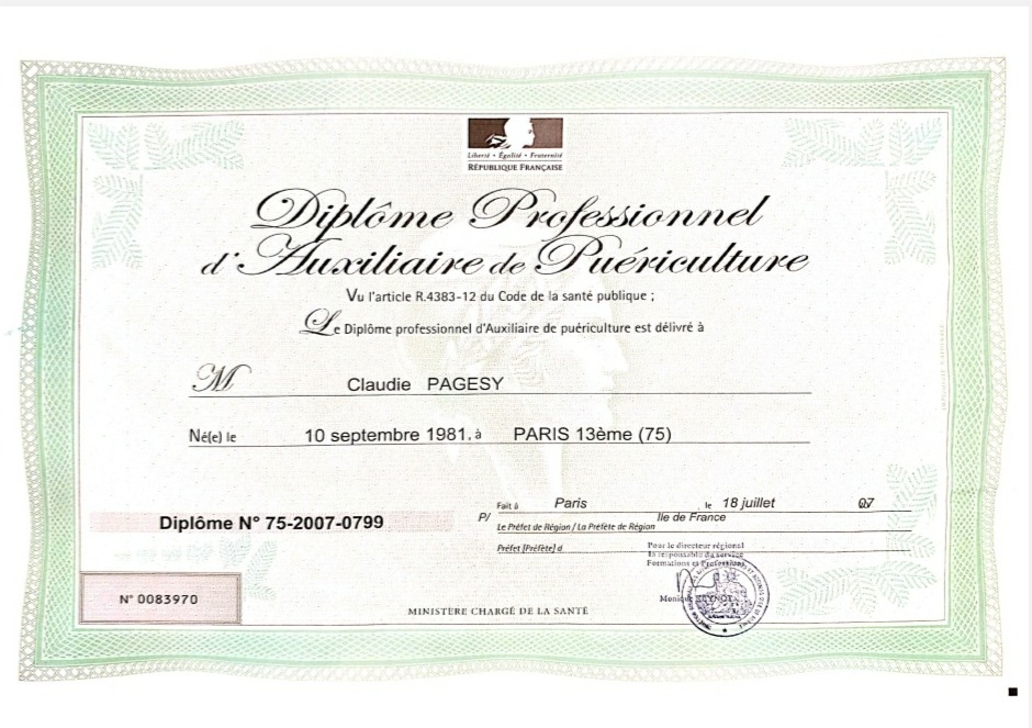 photo diplome Bien Naître Parents 33