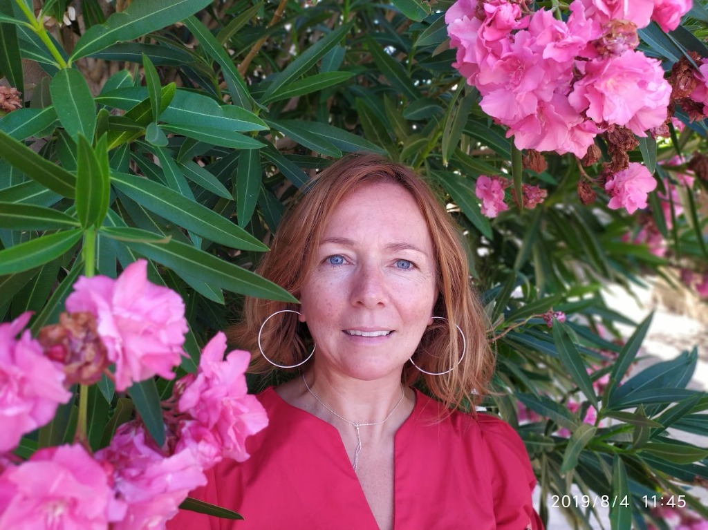 photo portrait ANA RENAUDIER SOPHROLOGUE