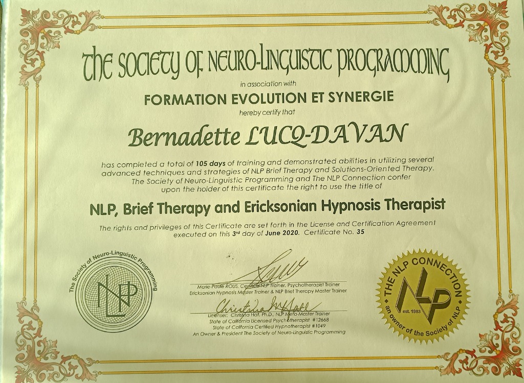 photo diplome Bernadette LUCQ-DAVAN