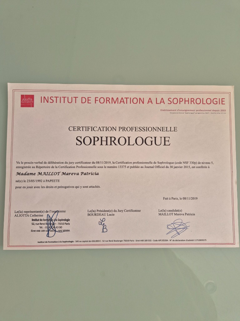 photo diplome Mareva Maillot