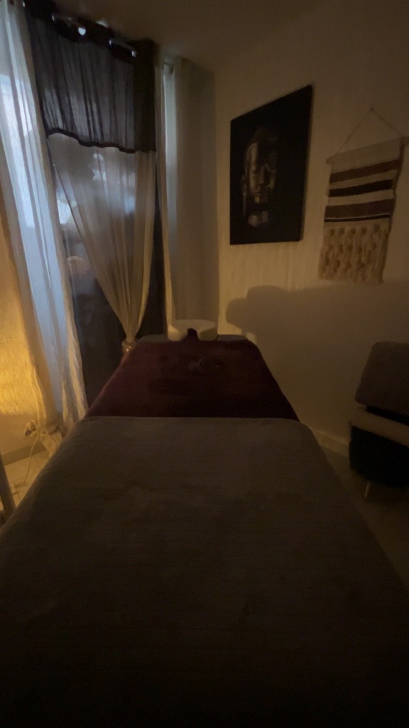 photo cabinet Soma Aura massage 