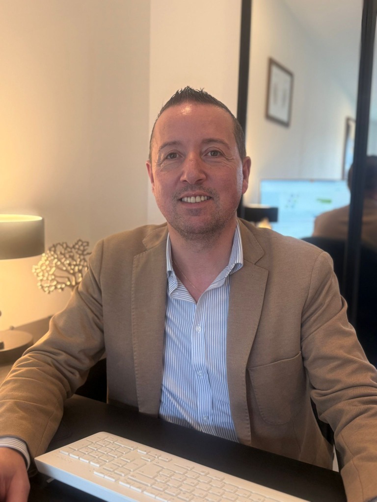 photo seance Be-Harmony Le Mans - Arrêter de fumer au laser