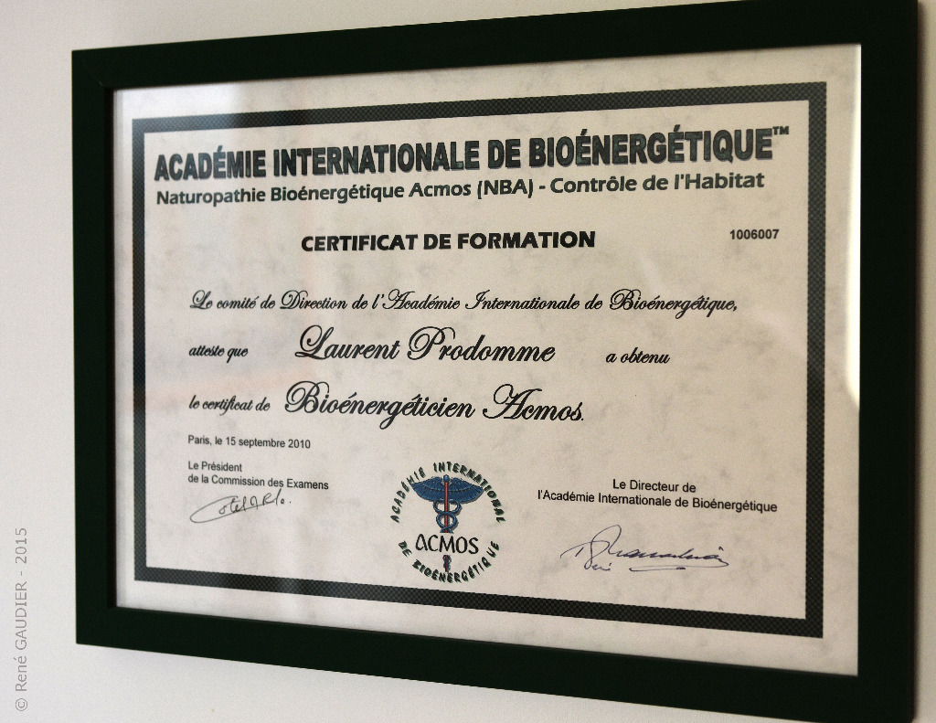 photo diplome Laurent Prodomme - BioSoins