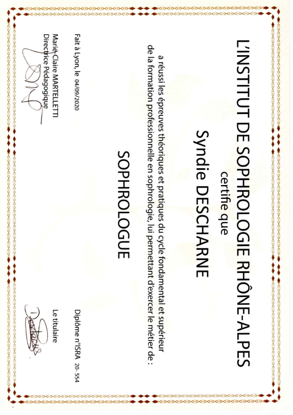 photo diplome Syndie DESCHARNE