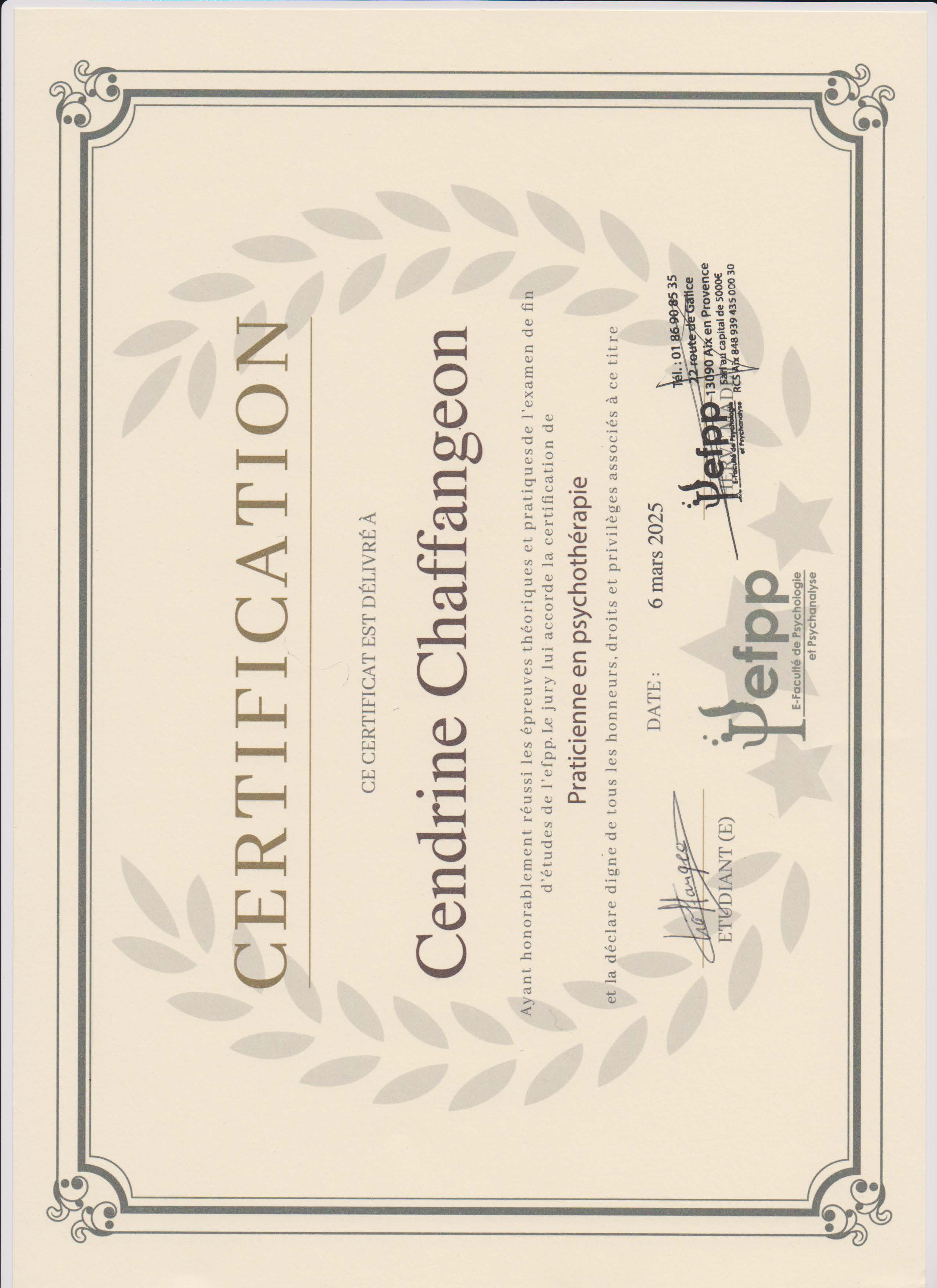 photo diplome Cendrine CHAFFANGEON
