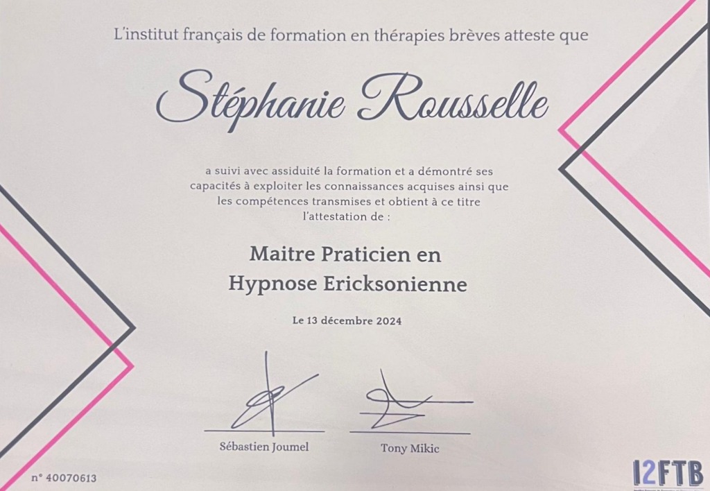 photo diplome Holistique Rousselle Stéphanie