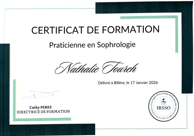 photo diplome Nathalie Toureh