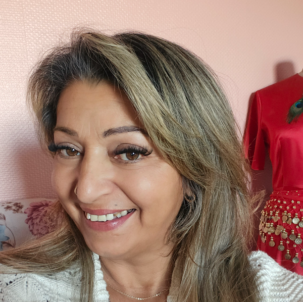 Coach/aicha Dallech /clochette holistique