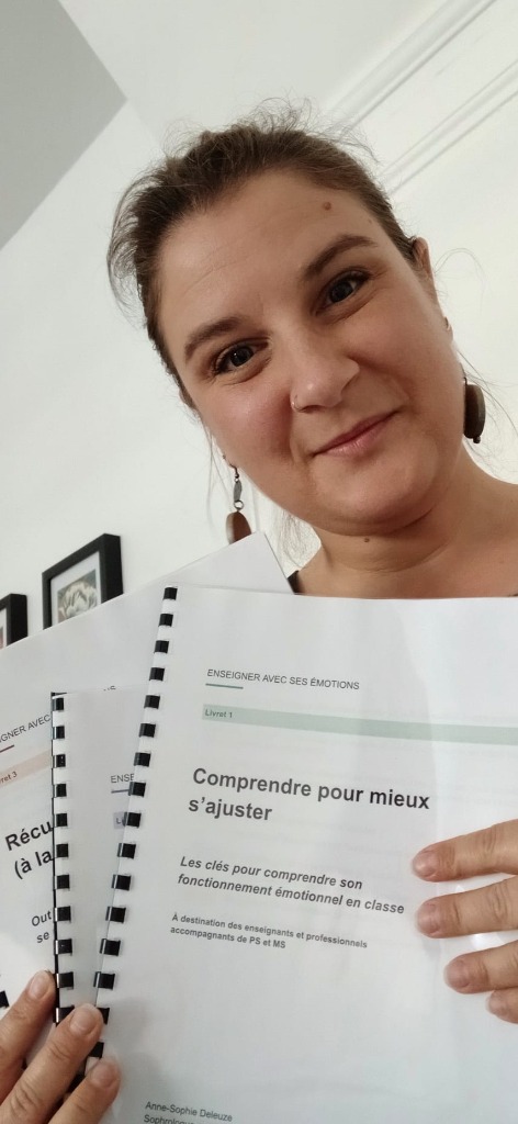 photo diplome Anne-Sophie Deleuze - Sophrologue Yvelines
