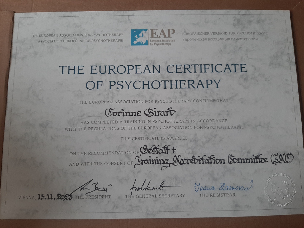 photo diplome Corinne Girard