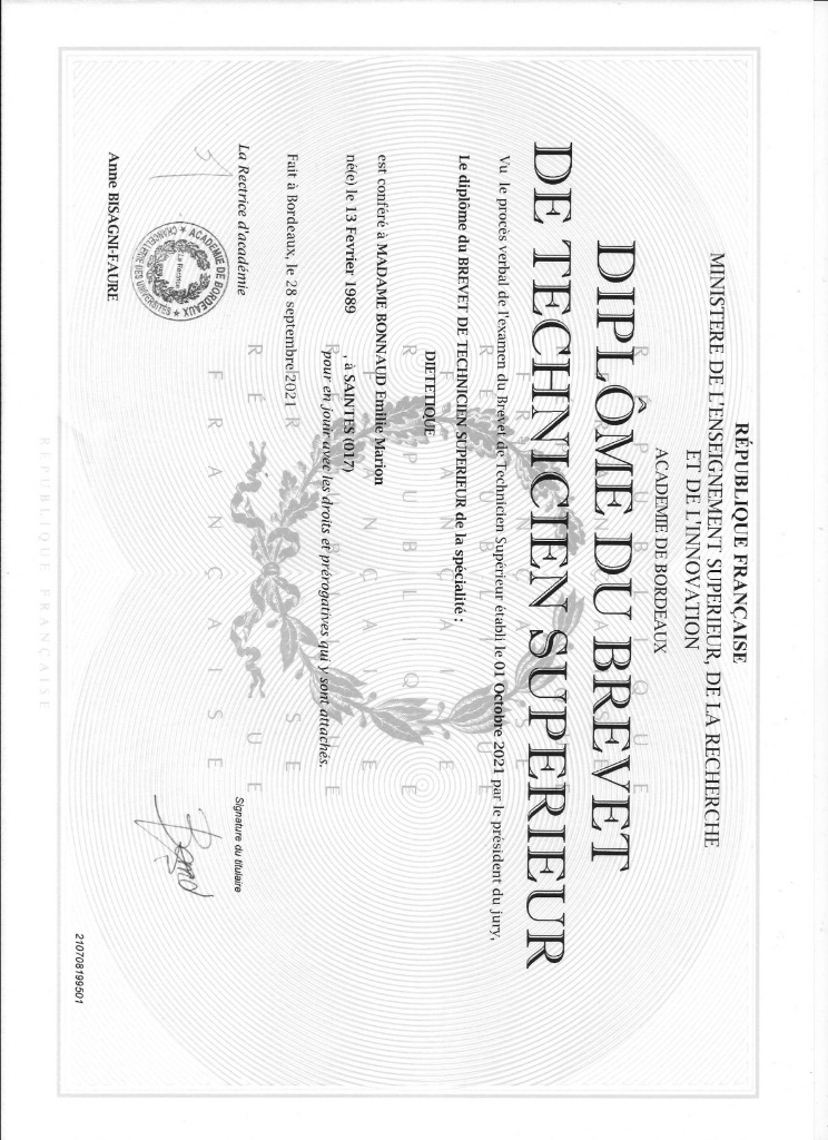 photo diplome Emilie BONNAUD