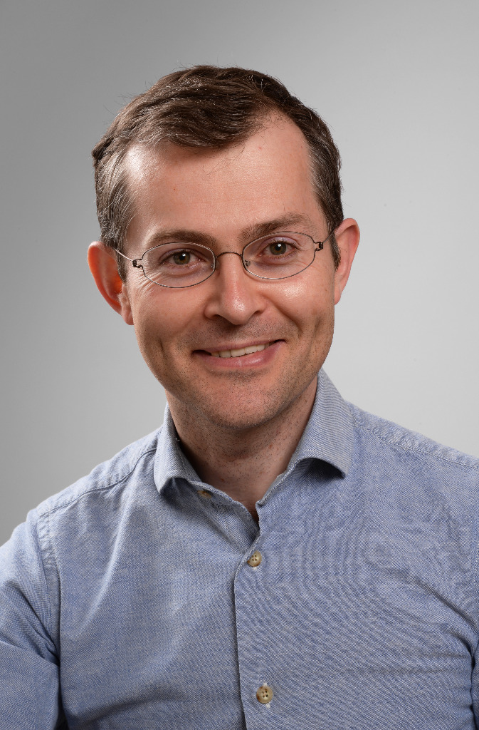 photo portrait LAHALLE Thierry